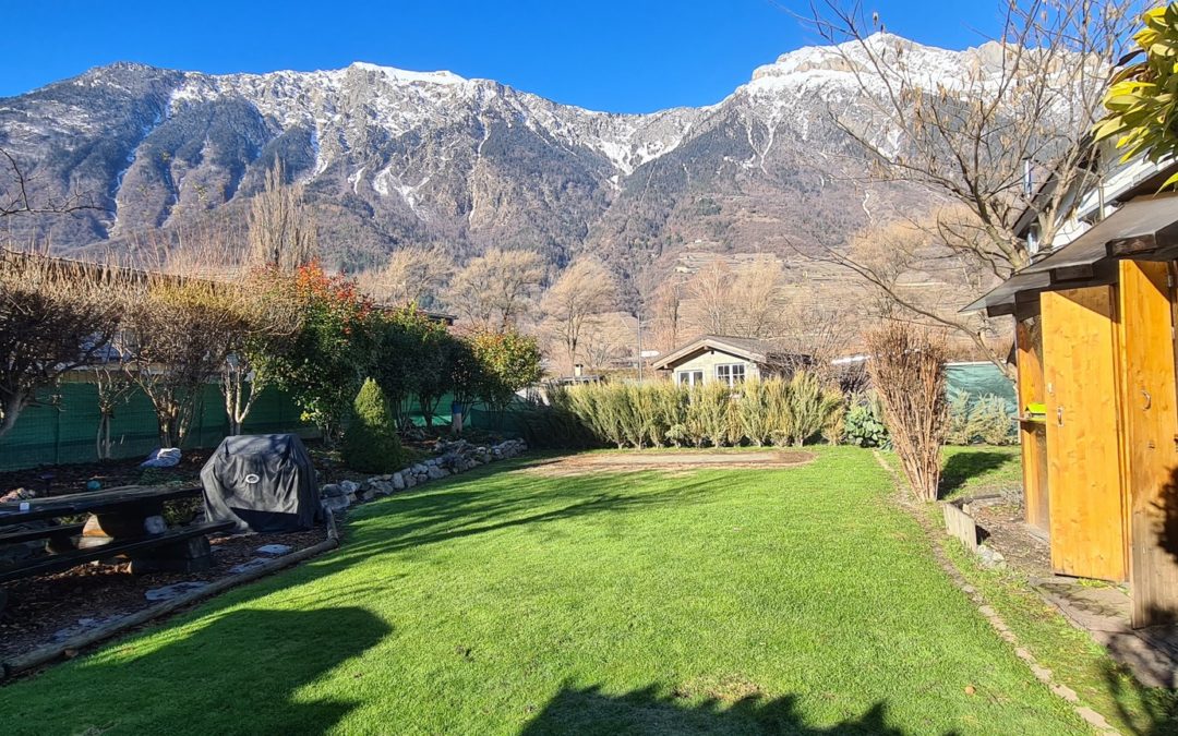 -VENDU- Fully, Bel app. 4,5 pces, 120m2 REZ PELOUSE dans petite PPE de 3 app.
